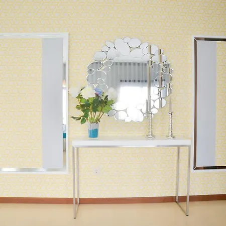 Holidays Apartament *